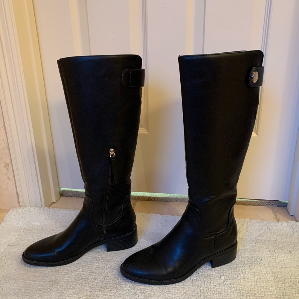 Black riding boots
